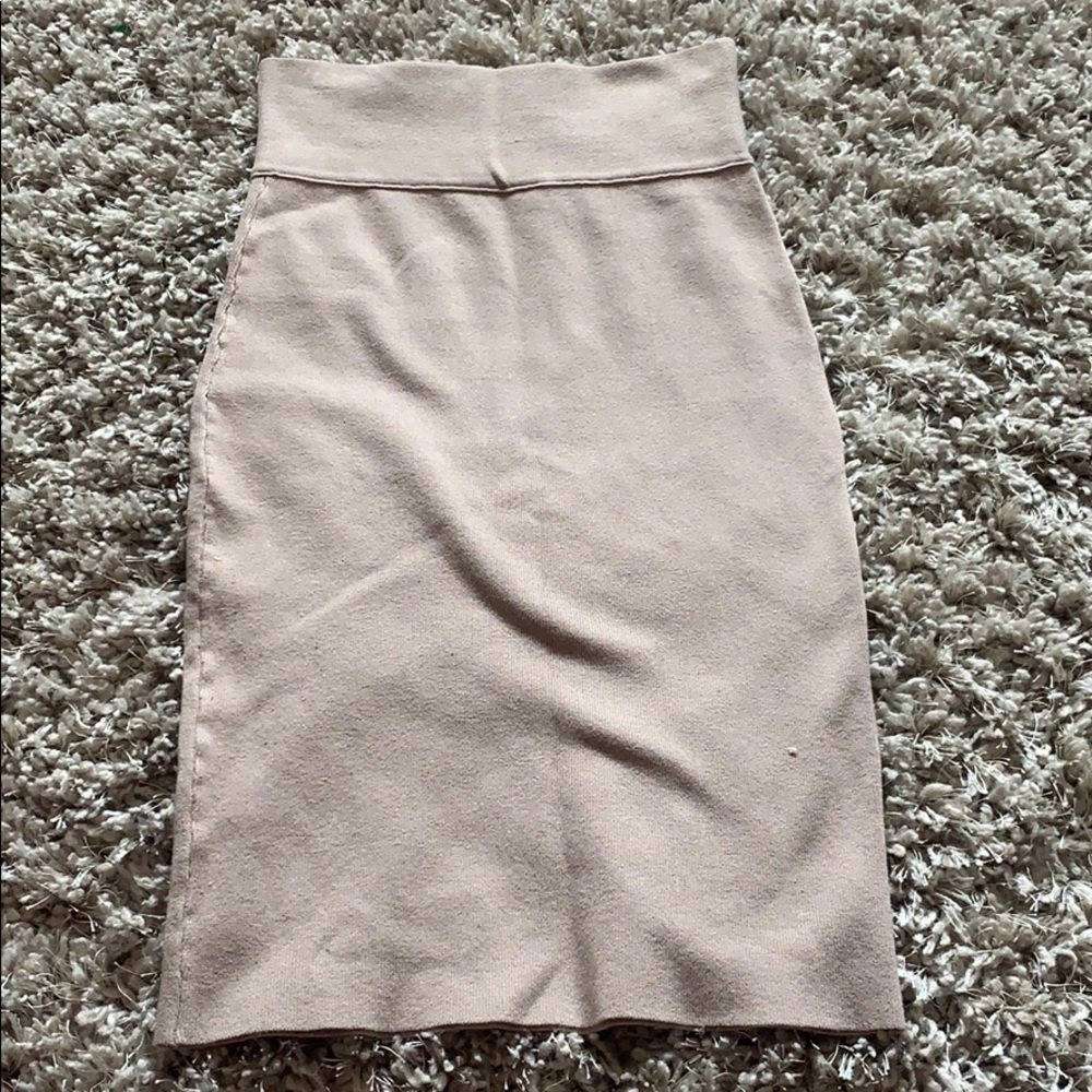 Nude stretchy high waisted pencil skirt